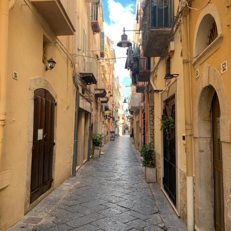 Blue House - Monolocale su 2 Livelli - 18