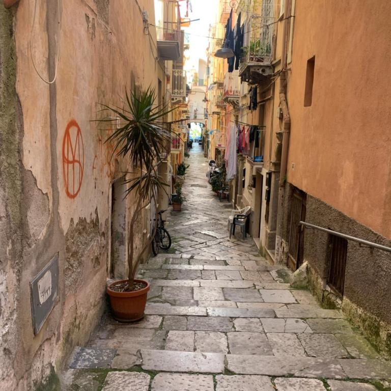 Blue House - Monolocale su 2 Livelli - 25