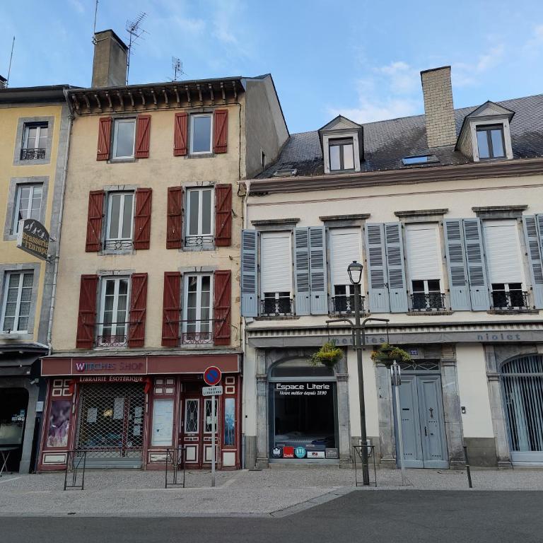Appartement centre-ville pour séjour et cure - Two-Bedroom Apartment - 12