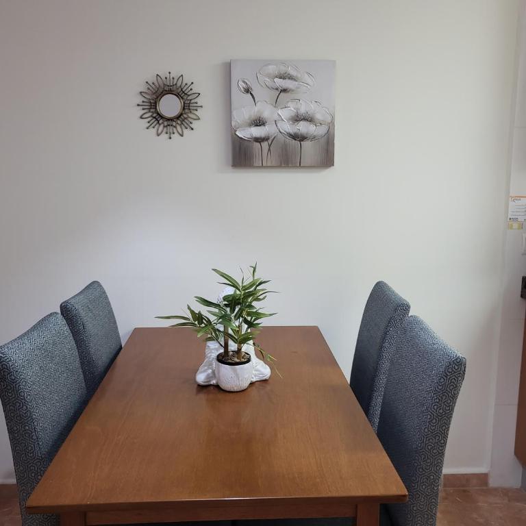 Bajo de esencia relajante con piscina privada y patio! - Apartamento de 2 dormitorios - 43