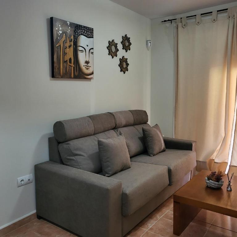 Bajo de esencia relajante con piscina privada y patio! - Apartamento de 2 dormitorios - 63