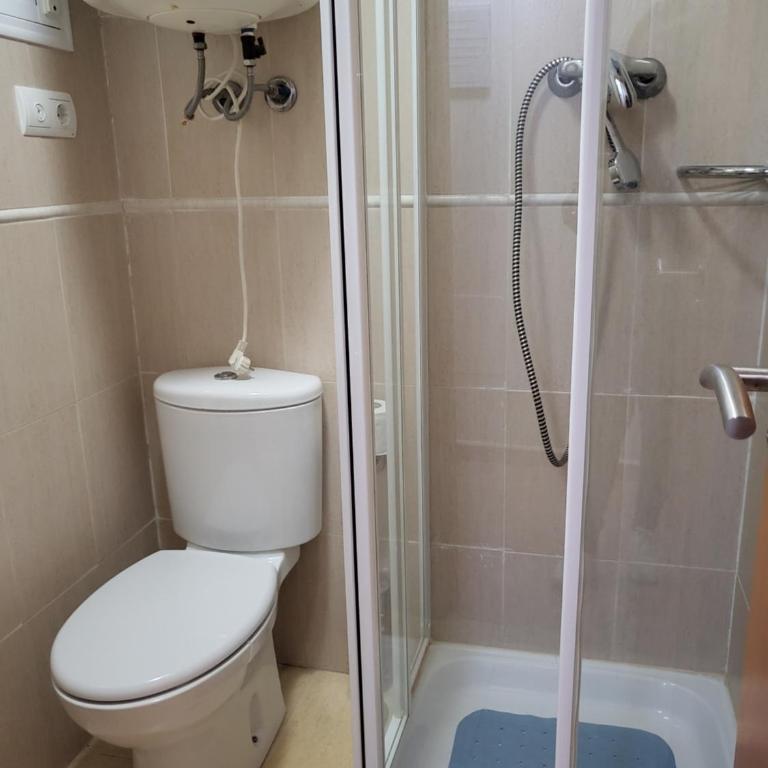 Bajo de esencia relajante con piscina privada y patio! - Apartamento de 2 dormitorios - 65