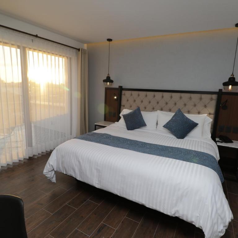 Hotel Boutique Casa Loreta - Double Room with Terrace - 2