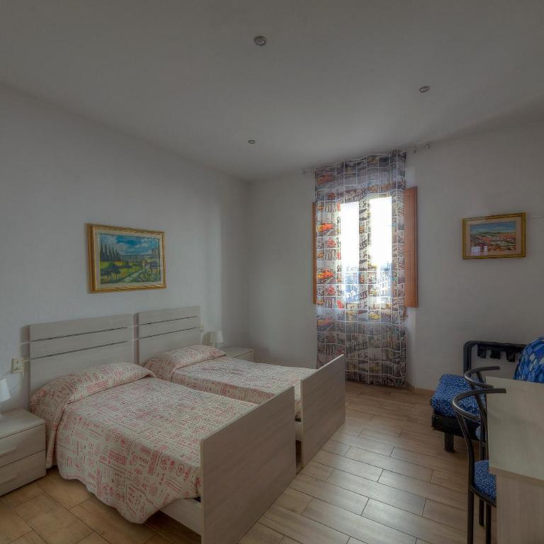 Sogni D'Oro Guest House - Quadruple Room with Private Bathroom - 7