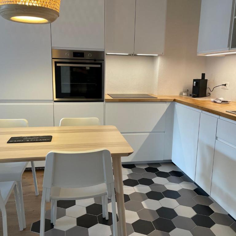 Super central - appartement 2,5pcs à Leukerbad - Apartment mit 1 Schlafzimmer - 4