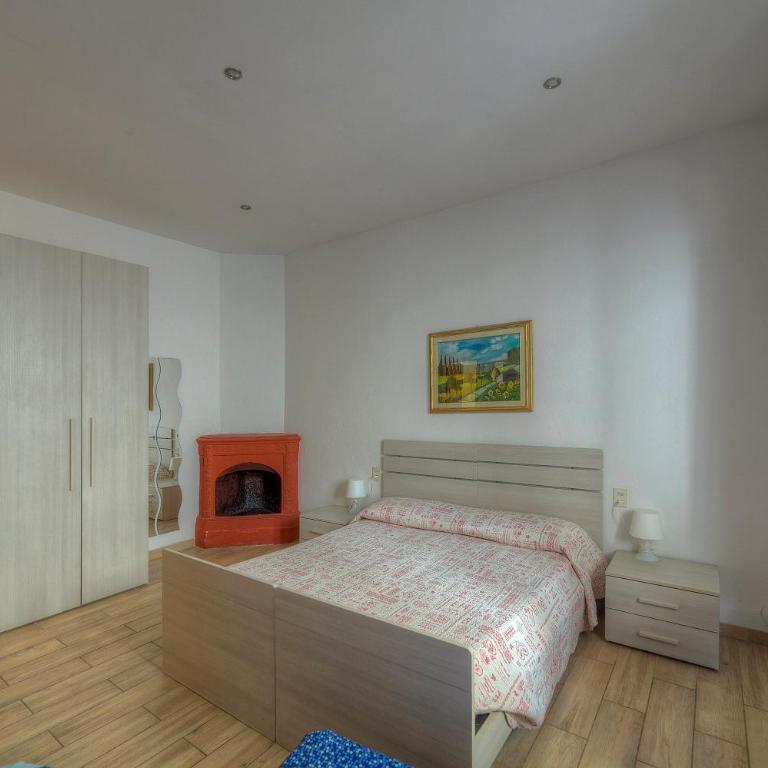 Sogni D'Oro Guest House - Quadruple Room with Private Bathroom - 13