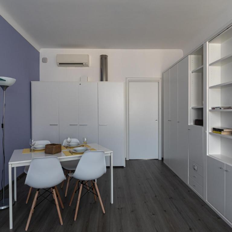 Stresa Residence - Appartamento con 2 Camere da Letto - 9