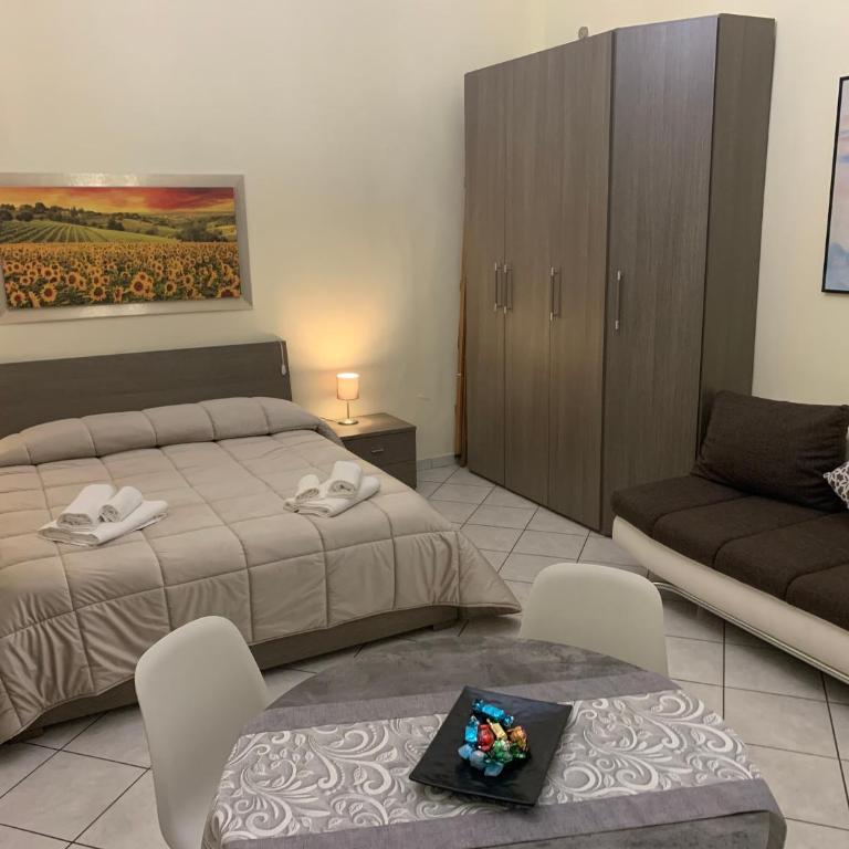 Centro storico Napoli La casa di Ciro - Casa con 1 Camera da Letto - 2