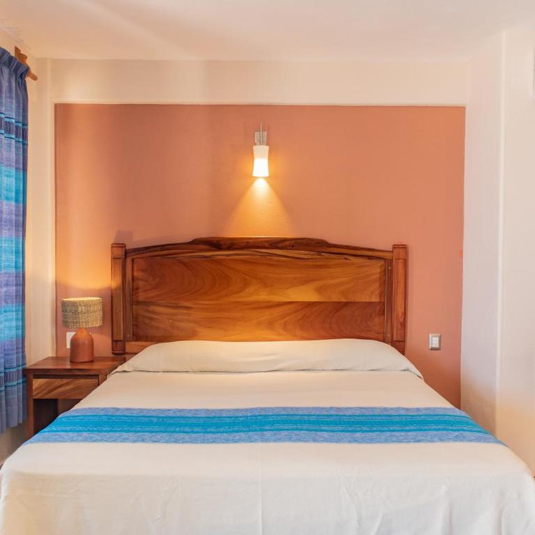 Hotel El Mirador - Habitación con cama extragrande y vistas al mar - 20
