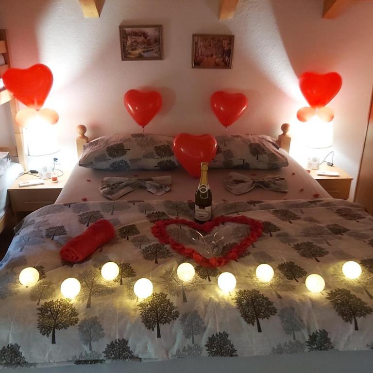 Vikendica, Bazen, Šedrvan, Rafting na Uni, Quad - Four-Bedroom House - 81
