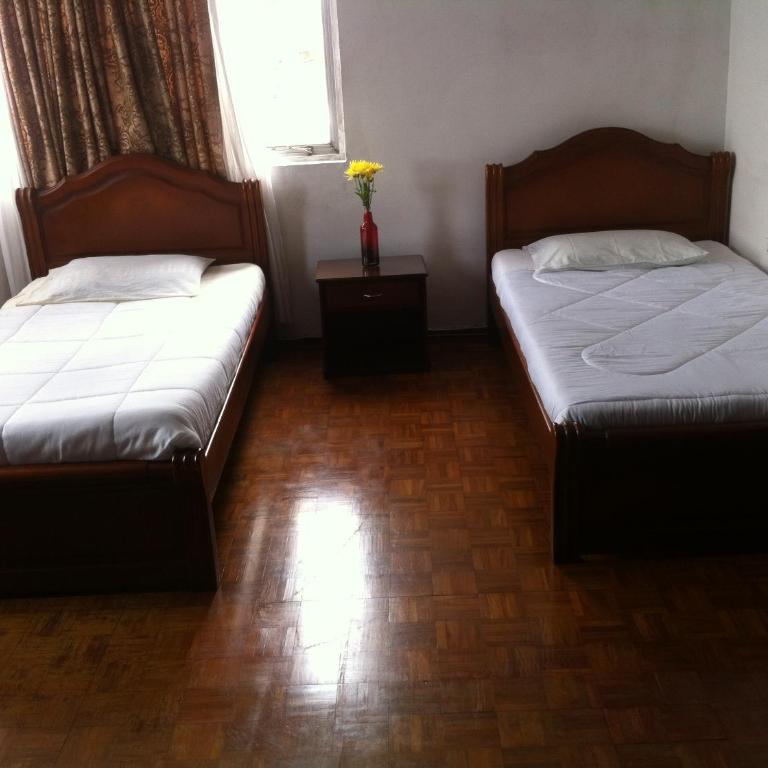 Casa Blanca Hostal Manizales - Habitación Familiar Clásica - 3