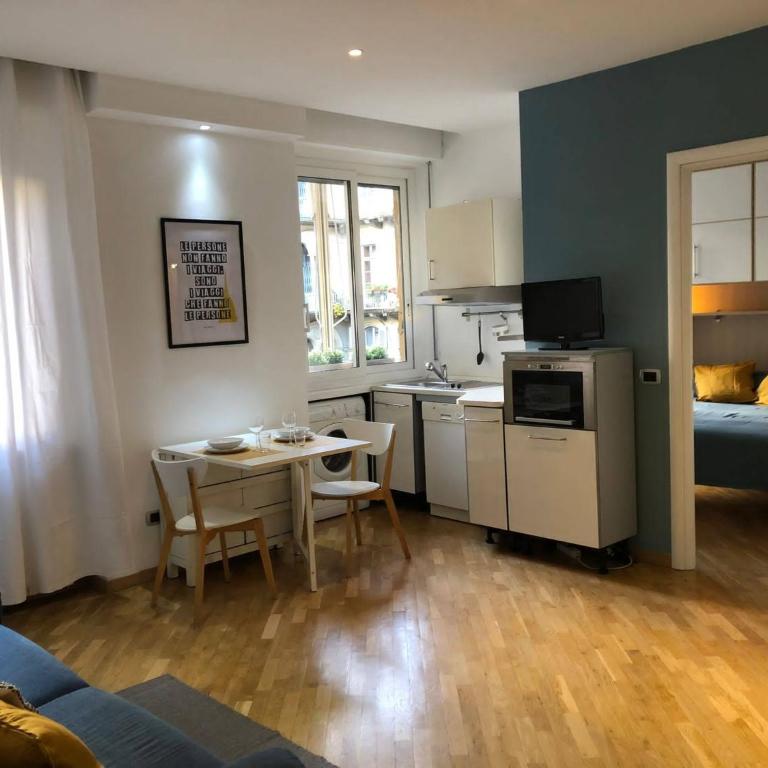 Central Torino Apartment with Balcony Walk to Porta Nuova & Metro - One-Bedroom Apartment - 8