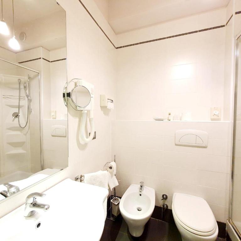 Hotel Continentale - Camera Standard Doppia con Letti Singoli - 4