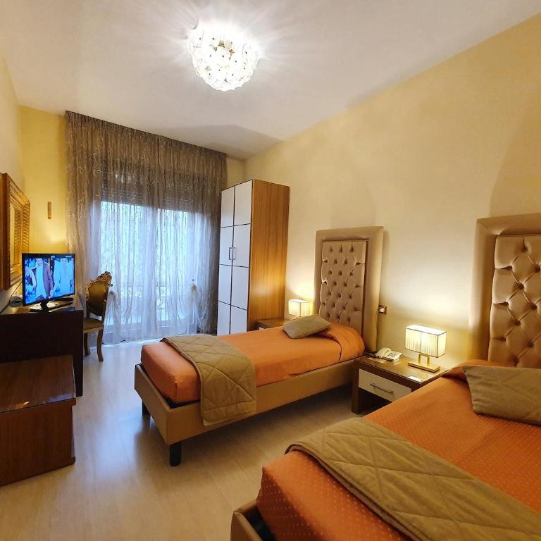 Hotel Continentale - Camera Superior Doppia con Letti Singoli - 6