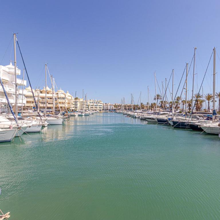 Puerto Marina Apartment - Apartamento - 4