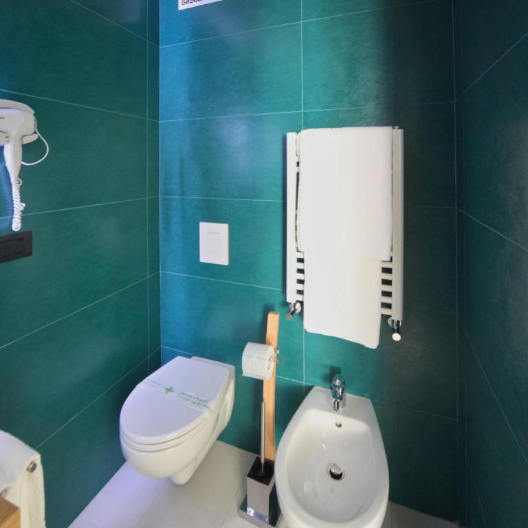 Be Coloured - Boutique Art Rooms in Naples - Camera Matrimoniale con Bagno Privato - 7