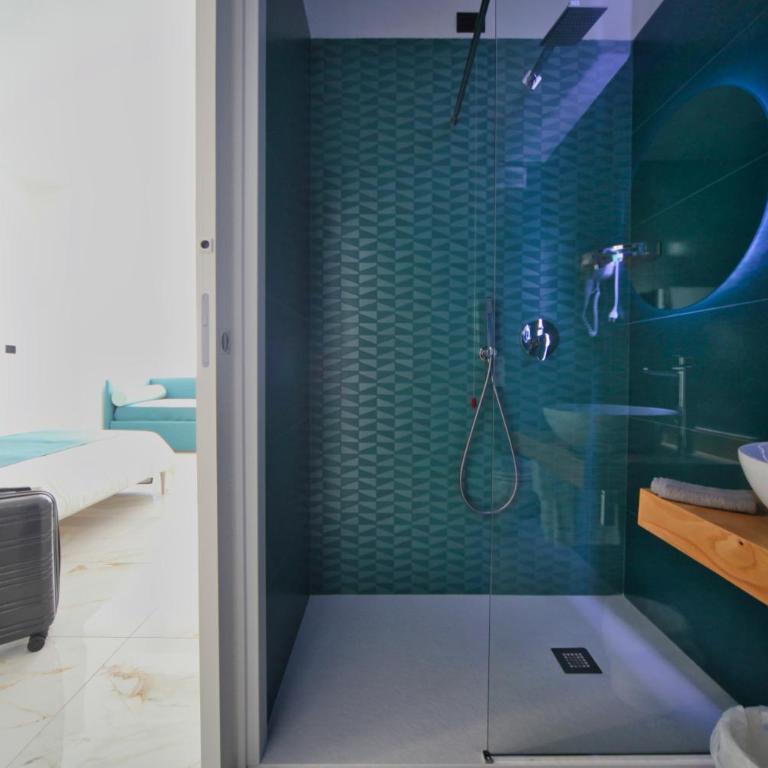 Be Coloured - Boutique Art Rooms in Naples - Camera Matrimoniale con Bagno Privato - 9