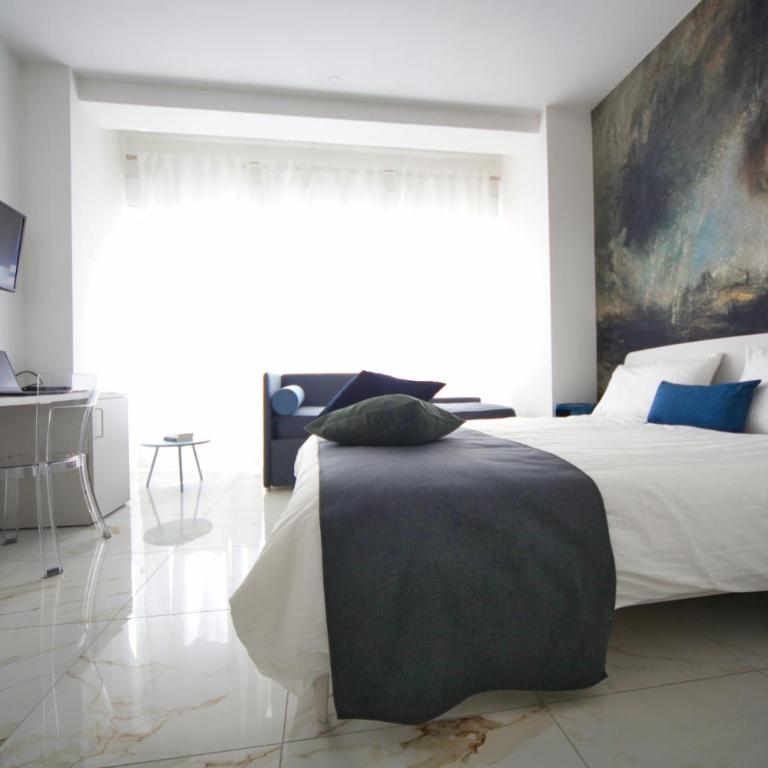 Be Coloured - Boutique Art Rooms in Naples - Camera Matrimoniale con Bagno Privato - 10