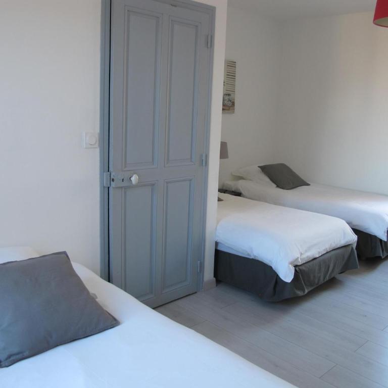 Le Guintrand - Chambre Triple Classique - 4