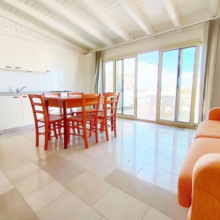 Quadrilocale Dafne in centro città in Salento - Appartamento con 3 Camere da Letto - 24