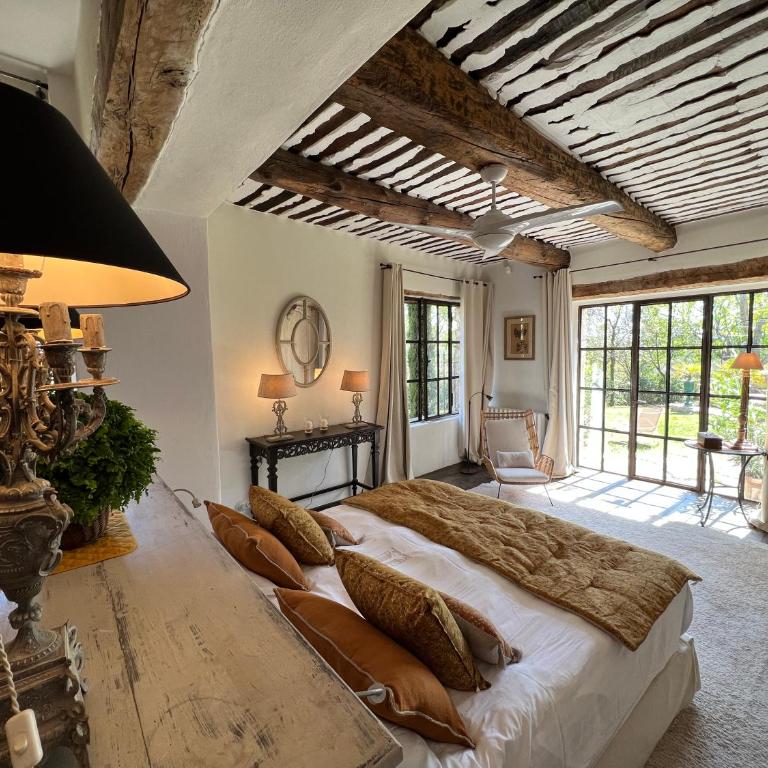 Villa Hautvallon - Peaceful Escape in Provence - Two-Bedroom Family Suite - 1