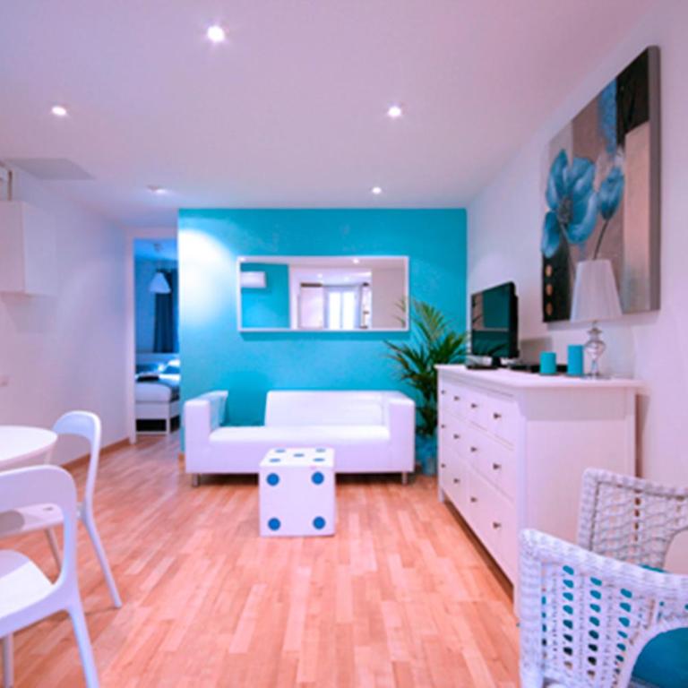 Cosmopolitan - Two-Bedroom Apartment - 2