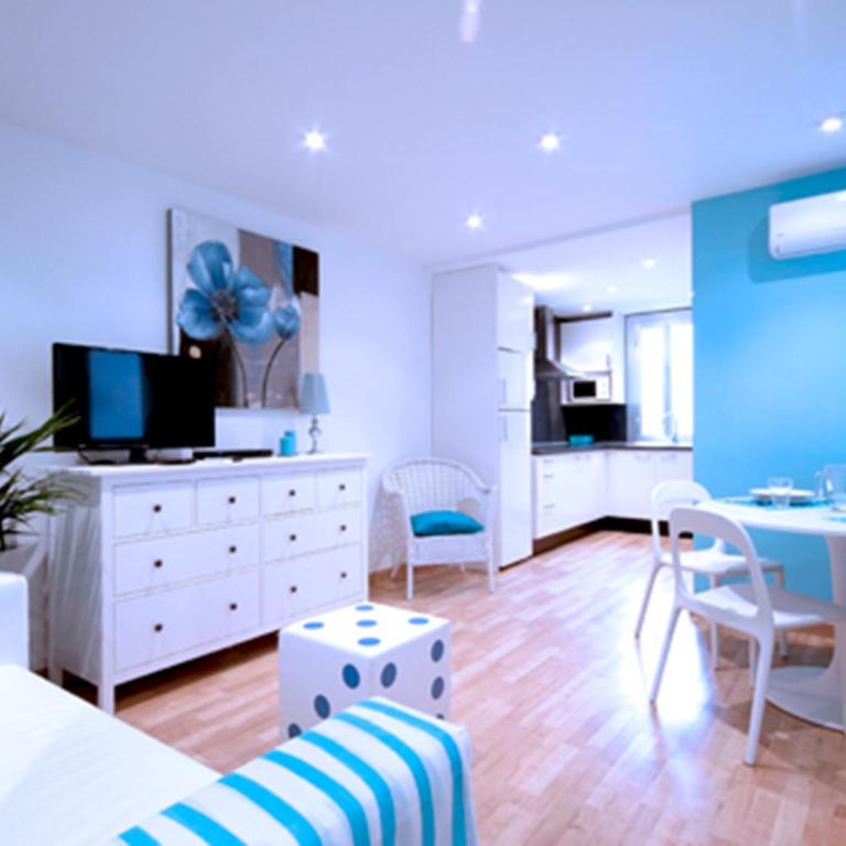 Cosmopolitan - Two-Bedroom Apartment - 1