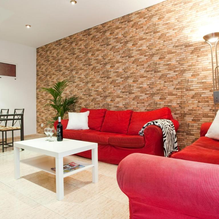 Rainbow - Three-Bedroom Apartment - 10