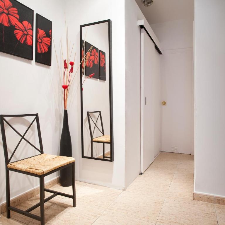 Rainbow - Three-Bedroom Apartment - 13