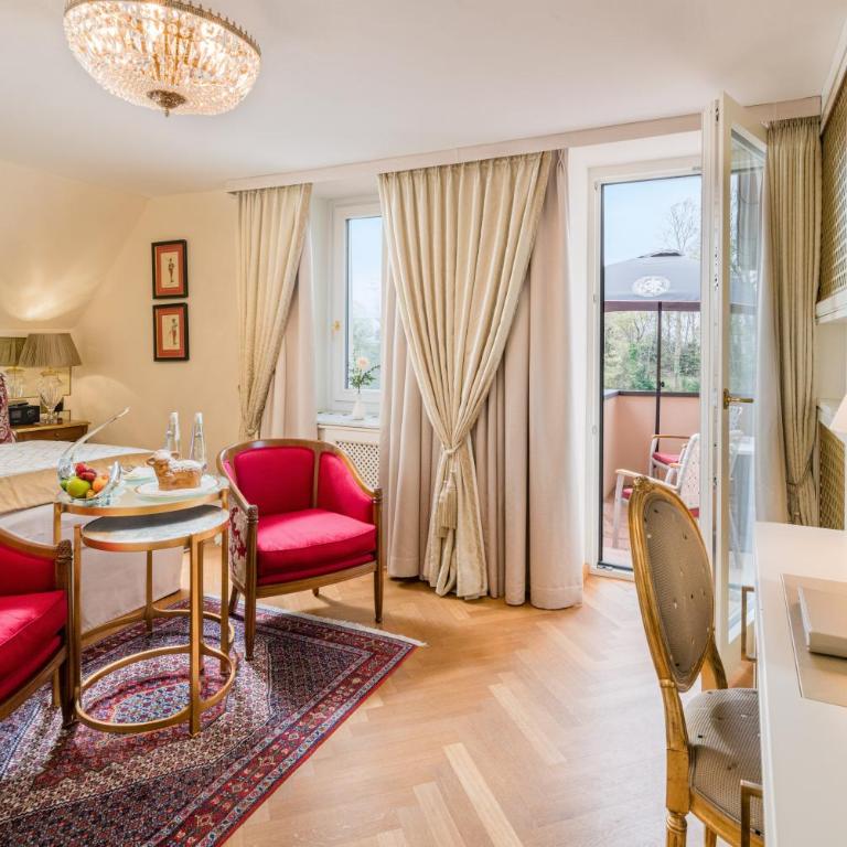 Hotel Schloss Mönchstein - Zimmer Castle mit Parkblick - 1