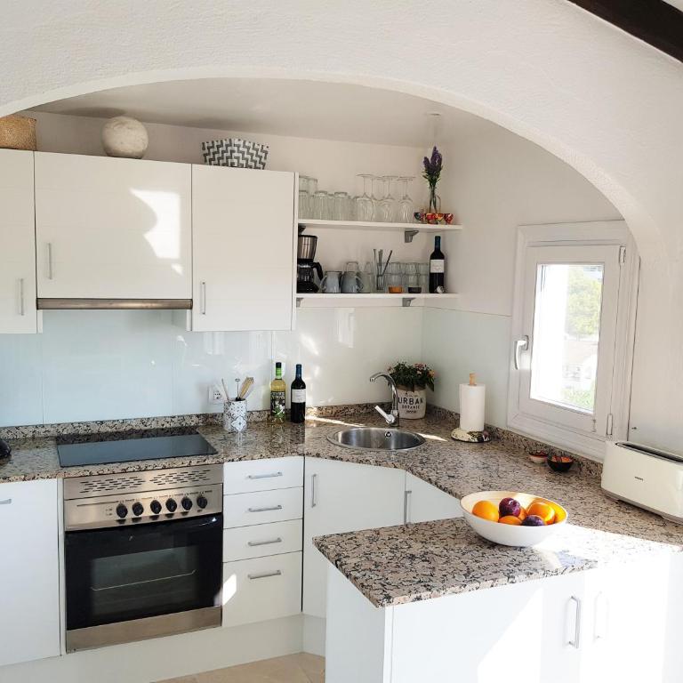 Renovierte Villa mit privatem Pool fußläufig zum Meer - Casa de 3 dormitorios - 17