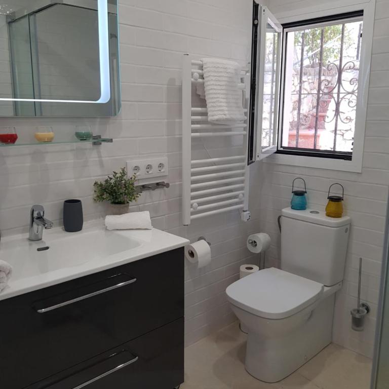 Renovierte Villa mit privatem Pool fußläufig zum Meer - Casa de 3 dormitorios - 19