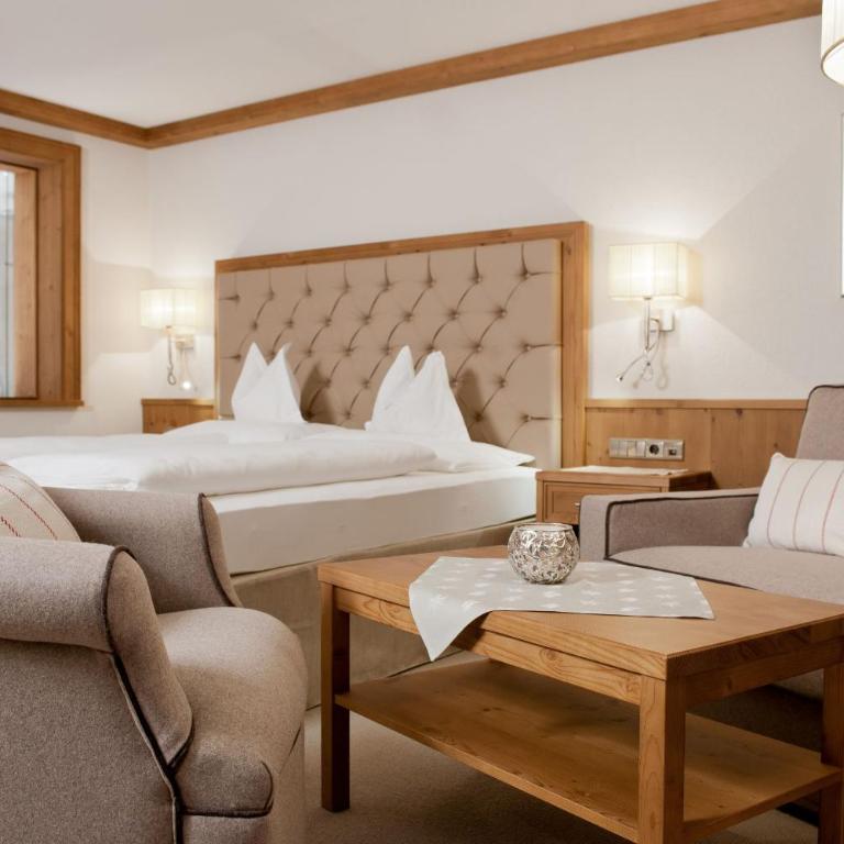Hochfirst Luxury Mountain Resort - Doppelzimmer mit Panoramablick - 3