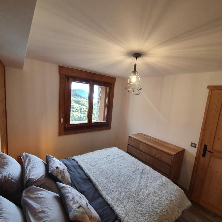 Le Repaire des Loups - Appart neuf 12 pers 4 chambres - location à la semaine - Appartement - 5