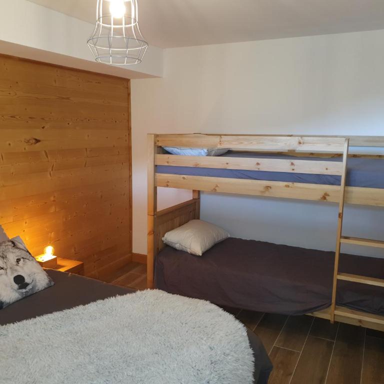 Le Repaire des Loups - Appart neuf 12 pers 4 chambres - location à la semaine - Appartement - 11