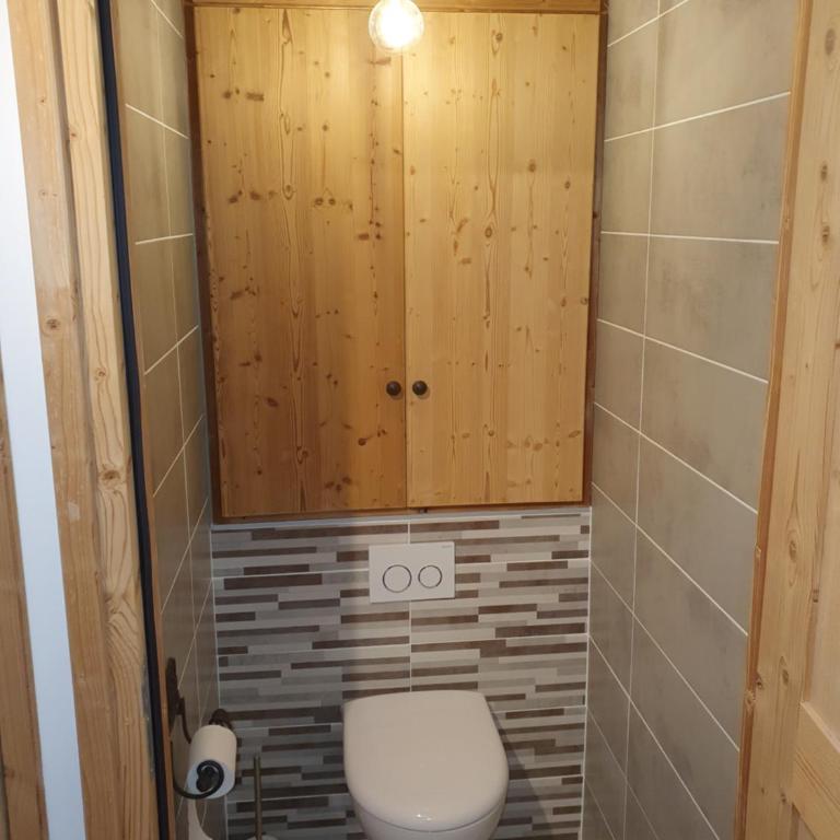 Le Repaire des Loups - Appart neuf 12 pers 4 chambres - location à la semaine - Appartement - 16