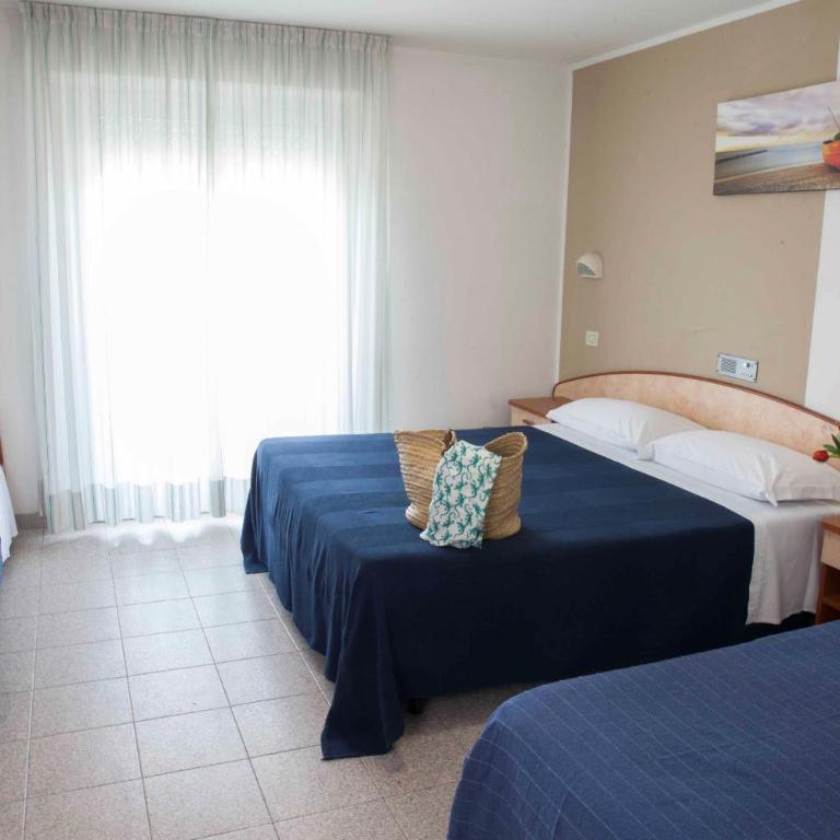 Hotel Villa Lina ANGOLO VIALE DANTE - Quadruple Room - 1