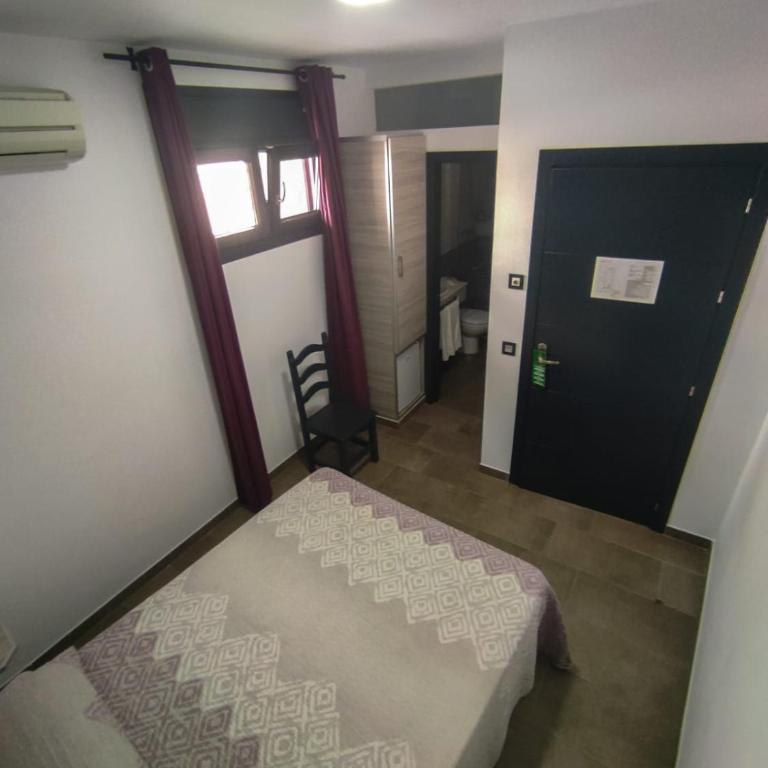 Hostal Maria Jose - Habitación Doble Económica - 5