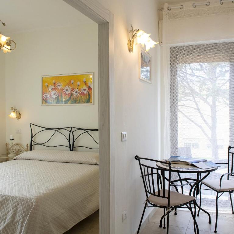 B&B I Gerani - Camera Matrimoniale con Balcone - 14