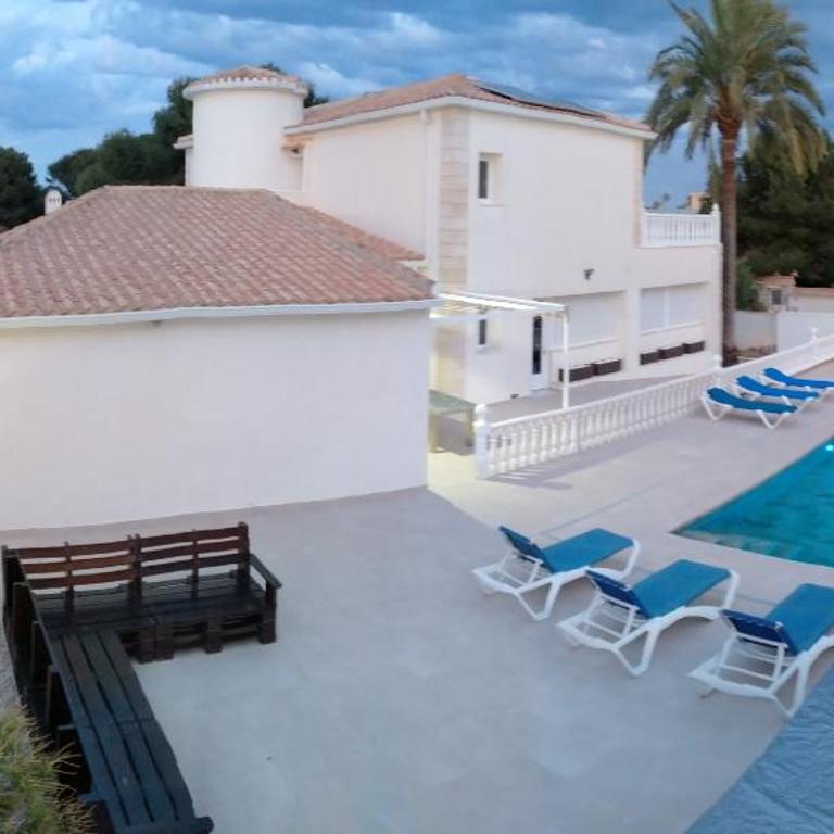 Villa Luxueuse HIVA OA à 3 min à pied de la plage - Villa - 13