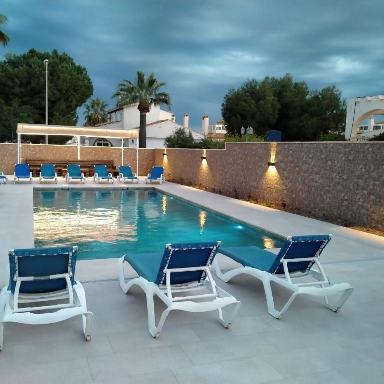 Villa Luxueuse HIVA OA à 3 min à pied de la plage - Villa - 11