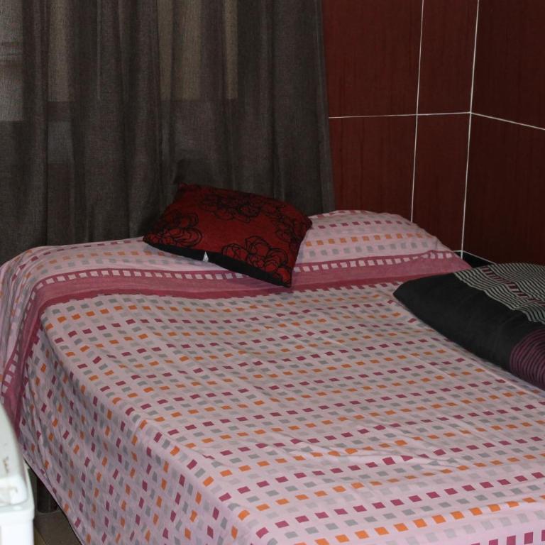 Central Station Hostel Barcelona - Chambre Double ou Lits Jumeaux avec Salle de Bains Commune - 7