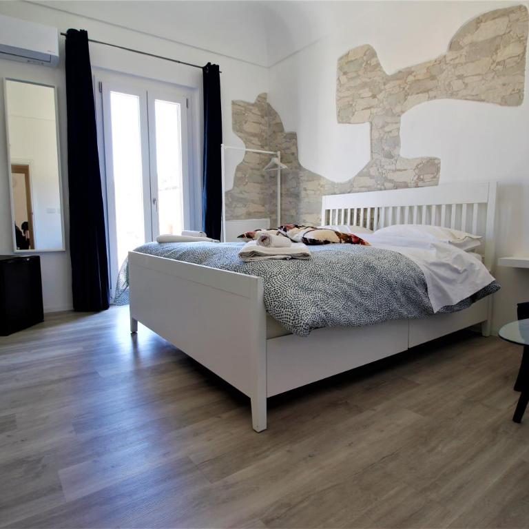 B&B Belvedere All'Idria - Camera Matrimoniale Deluxe con Balcone - 16
