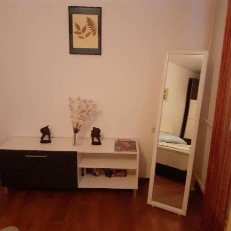 Apartman Nena - Two-Bedroom Apartment - 3