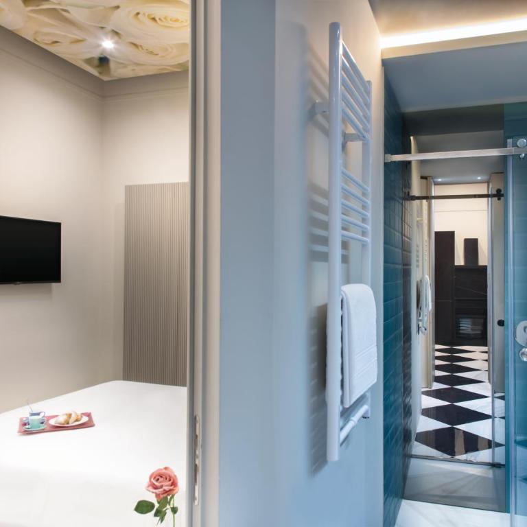 Lady Rose One - One-Bedroom Apartment - 11
