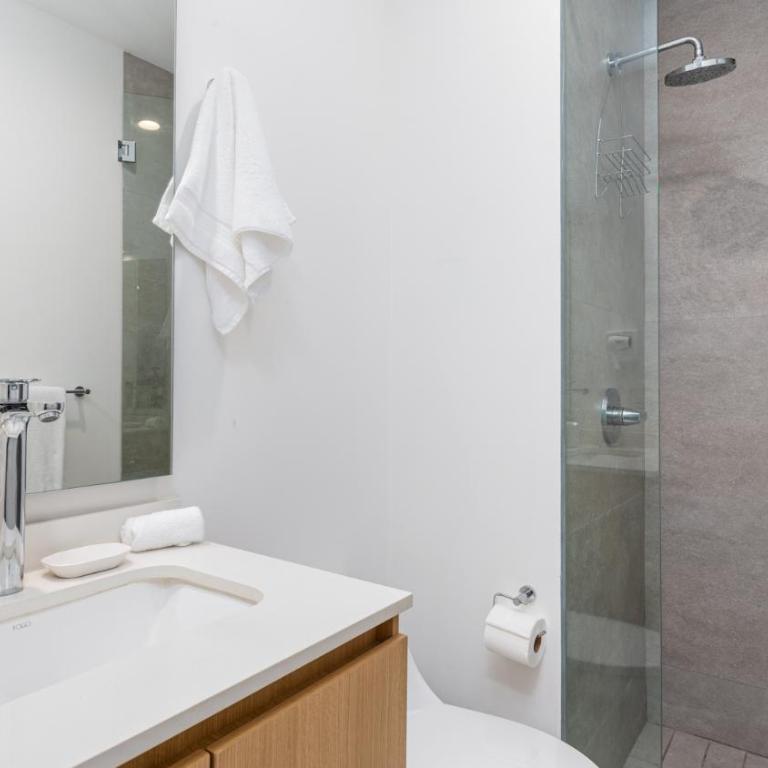 Amazing &Totally New!!! Aria Ocean Condo 306 by Kivoya - Apartamento de 3 dormitorios - 32