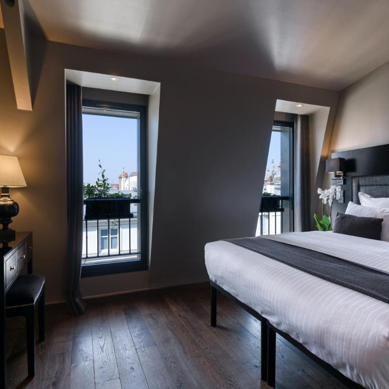 B Montmartre - Chambre Dernier Étage - 8