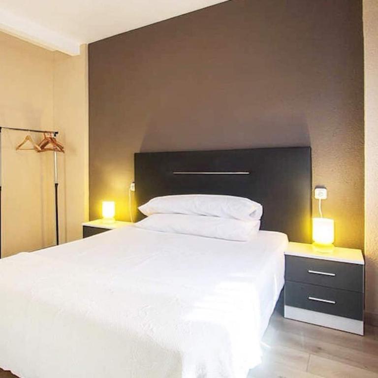 COSY 3 BED APT 200m FROM BEACH WiFi - Apartamento con vistas al mar - 7