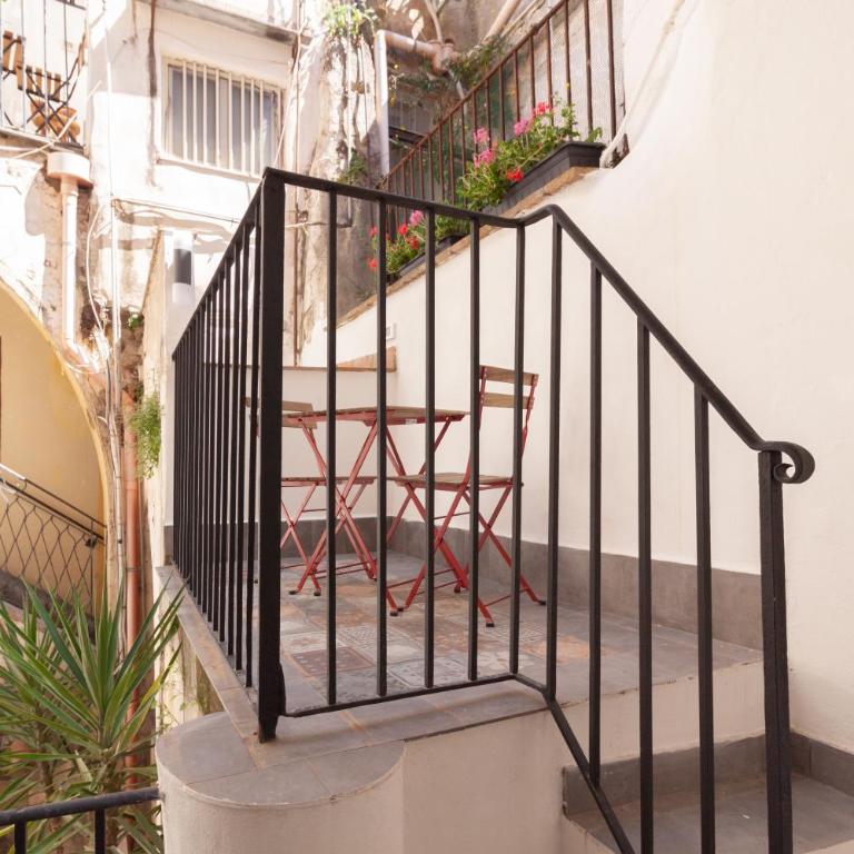 Aragona15 Suites - Studio with Balcony - 4