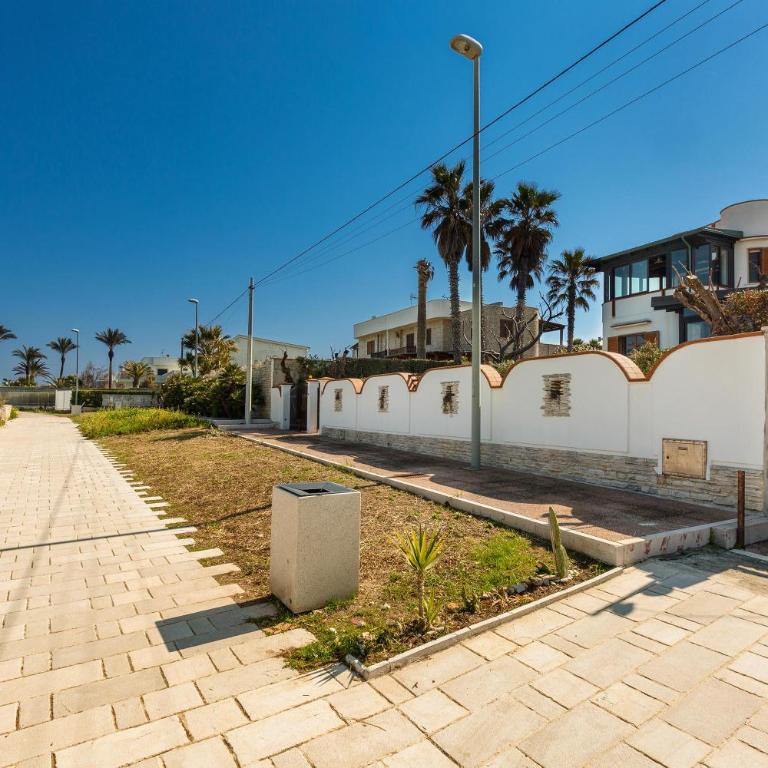 La Casa Bianca by BarbarHouse - Casa con 3 Camere da Letto - 4